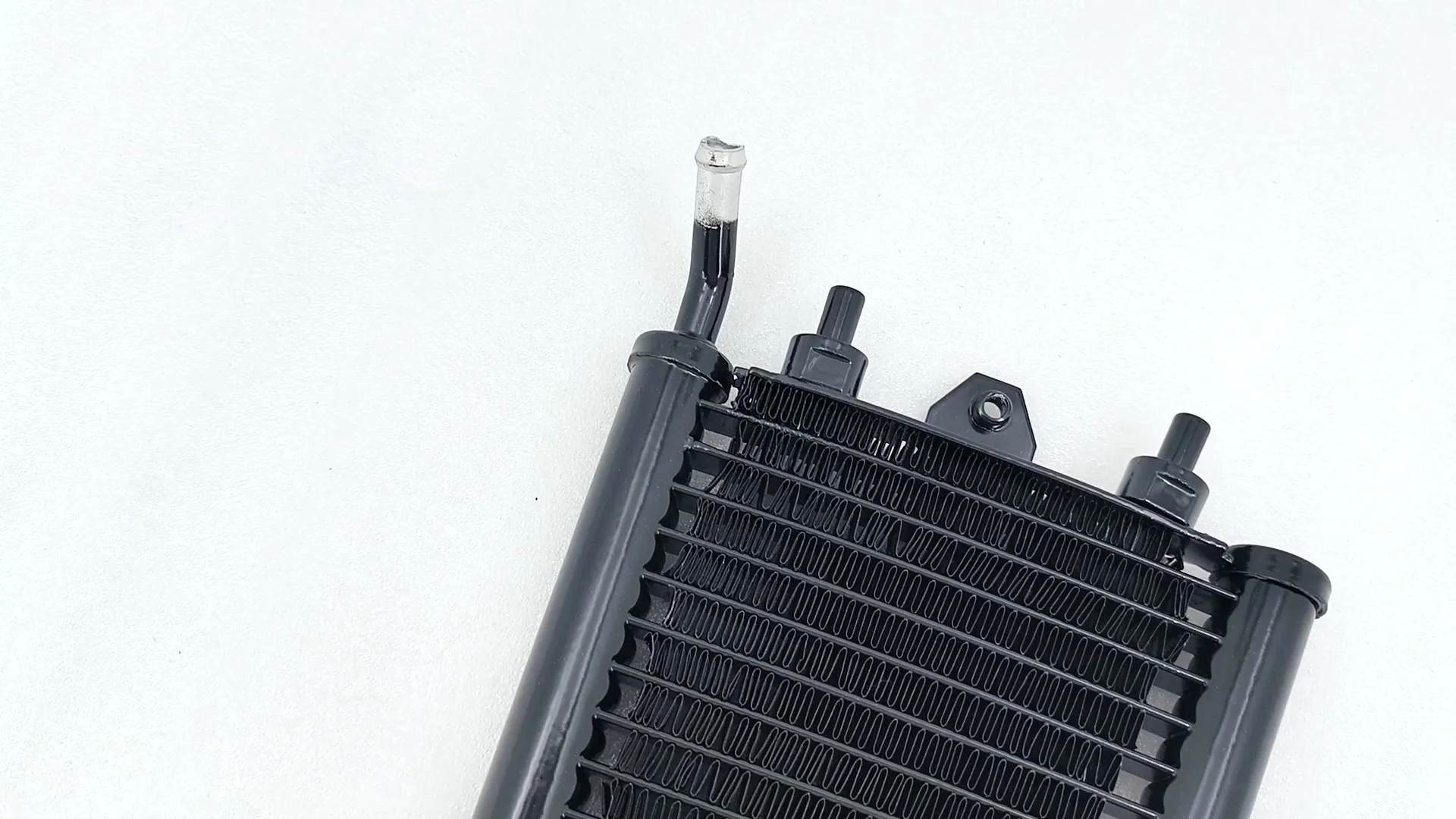 Radiator Grille Guard Cover Motorcycle Radiator Cap Grill Net Oil Cooler Cover For Ha&rley Softail Fat Boy Street Bob 114 Sport Glide Slim Low Rider 117 18up