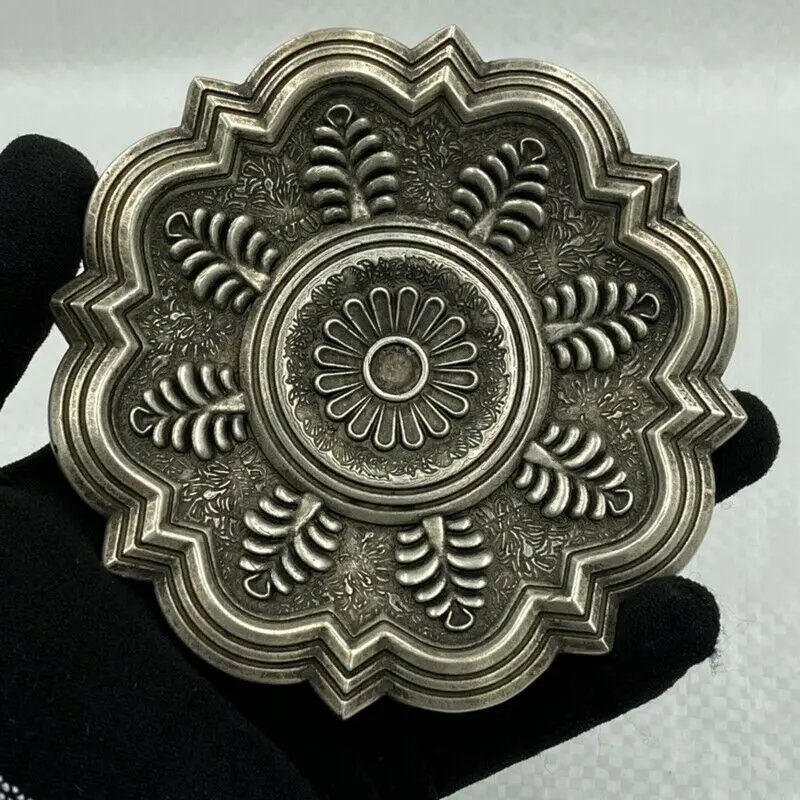 

Old Chinese Tibet Silver Handcarved Pattern Plate Zhenguan Mark