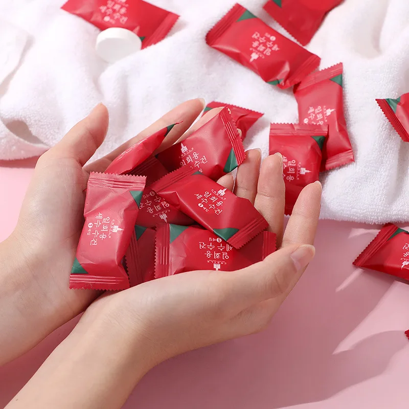 

Disposable Travel Towels Compressed Portable Facial Wipes Coin Magic Camping Cleansing Towel Compressed Non-woven Fabric