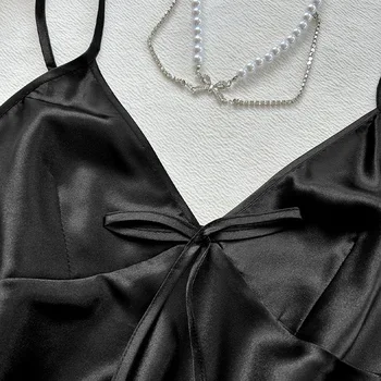 طقم بدلة منزلية نسائية غير رسمية مع سروال بحمالات منقوش طقم مكون من ثلاث قطع بيجامة من الحرير المقلد بدلة نسائية مريحة للتنفس 2