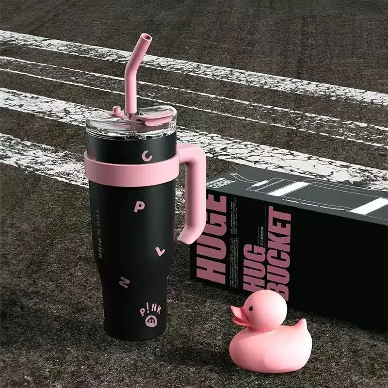 Stainless Steel Vacuum Insulated Large-Capacity Straw Tumbler