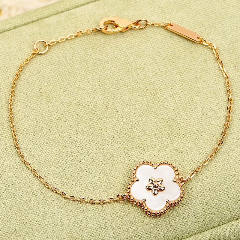 

2023 New Rose Gold Natural White Fritillaria Plum Blossom Bracelet Women's Simple Fashion Luxury Brand Spring Design Jewelry