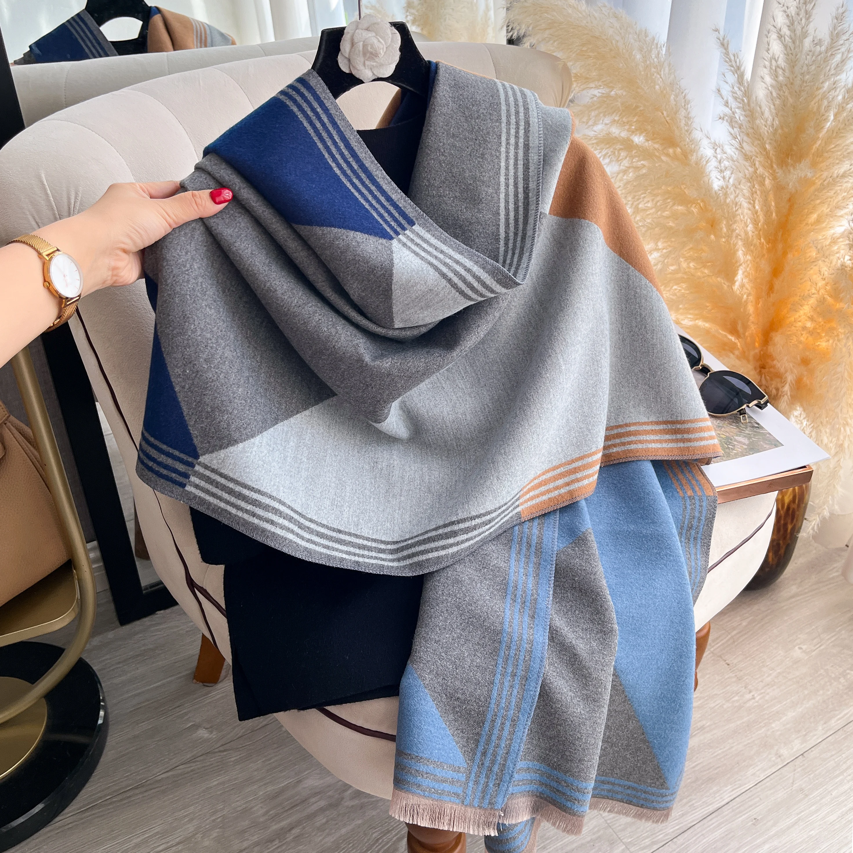 2025 Luxury Winter Cashmere Scarf Women New Design Warm Pashmina Blanket Poncho Scarves Female Print Shawl Thick Foulard Bufanda