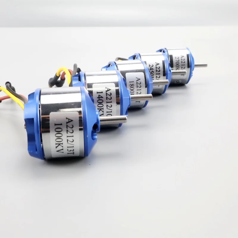 Détail du Moteur Brushless A2212 1000KV-2700KV pour Drone, Avion RC, montrant les aimants et le bobinage.
