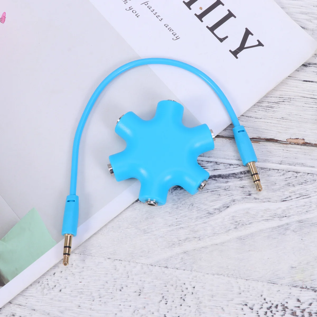 

Hexangular Headphone Jack Splitter 5 Way 6 Port Female Audio Connector Adapter for Phone Music Player PC