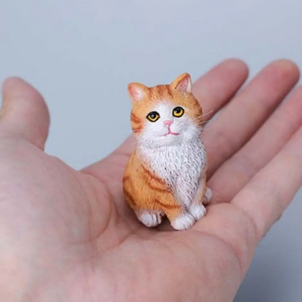 Creative Sitting Cat Ornament Simulation Cute Mini Cat Pet Model Resin Cartoon Cat Decoration Car Interior Decoration