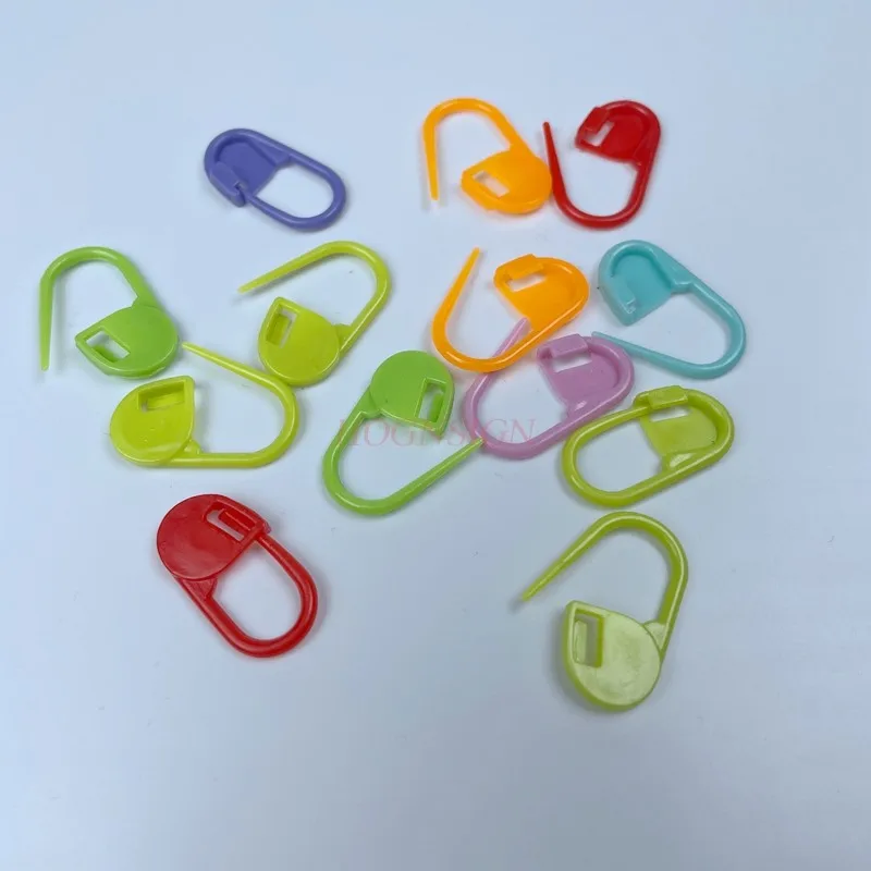 

50pcs Knitting Sweater Mark Button Knitting Tool Handmade Material Paper Clip Button Lock Clothes Plastic Ring Buckle Fixation