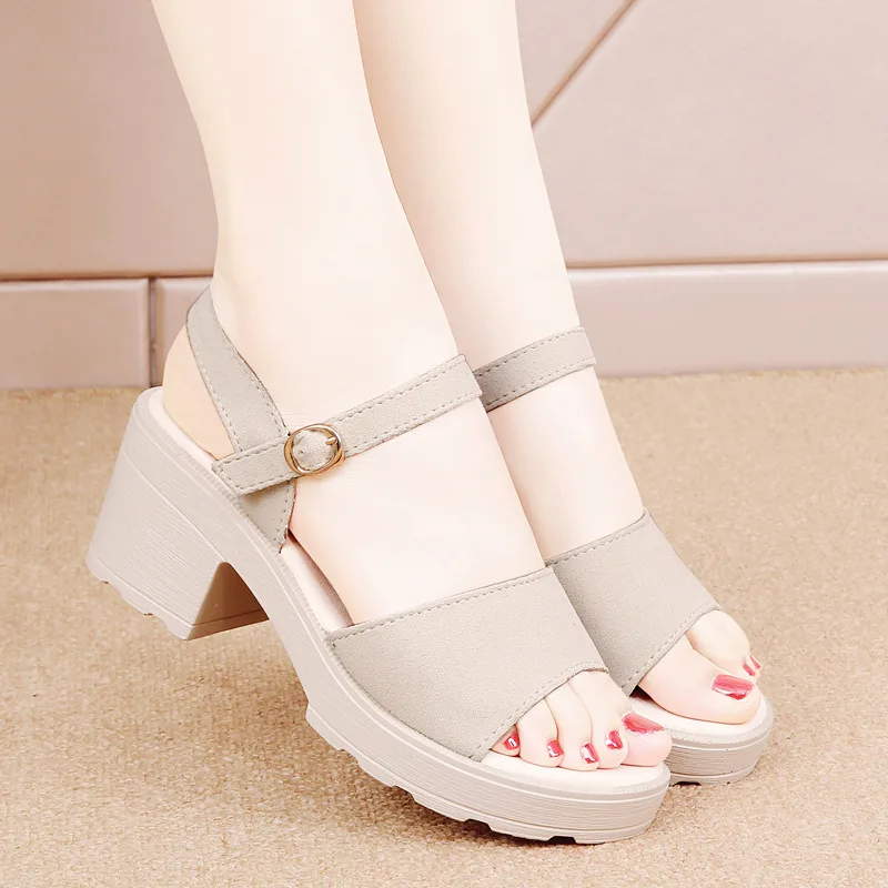 

2023 High Heels Gladiator Sandals Woman Open Head Sexy Block Heel Platform Shoes Summer Buckle Size 35-40 Women Sandals