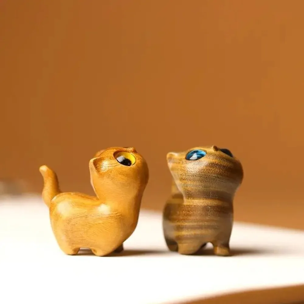 Wooden Cat Figurine Miniature Carving Ornament