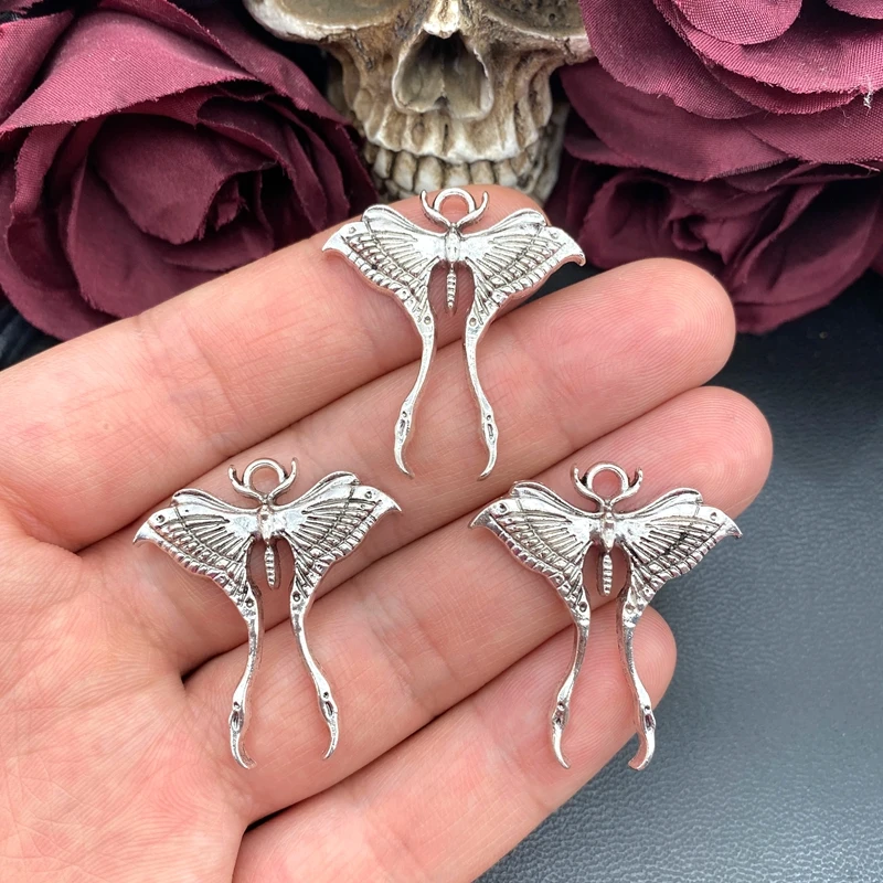 6 Stück 35*31mm Gothic Schmetterlings-Motten-Anhänger, Luna-Motten-Charms, Designer-Anhänger für Schmuckherstellung, DIY-Schmuckzubehör