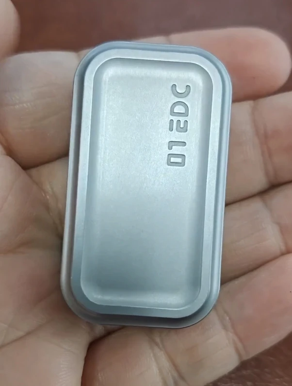 

USED EDC 01EDC ss slider push Decompression toys
