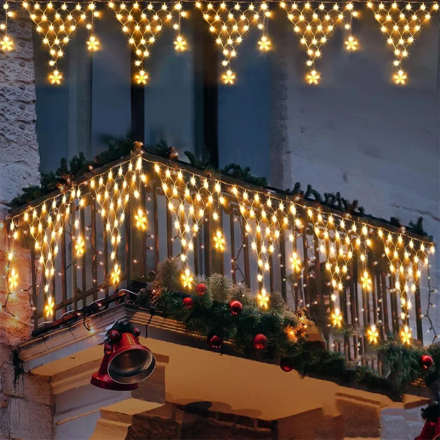 thumbnail image 1 of Cortina de luces LED navideñas creativas de 4 x 0,7 m con malla de malla y 8 modos para exteriores, guirnalda de luces de hadas para fiestas navideñas, decoración de jardín, 1 of 4