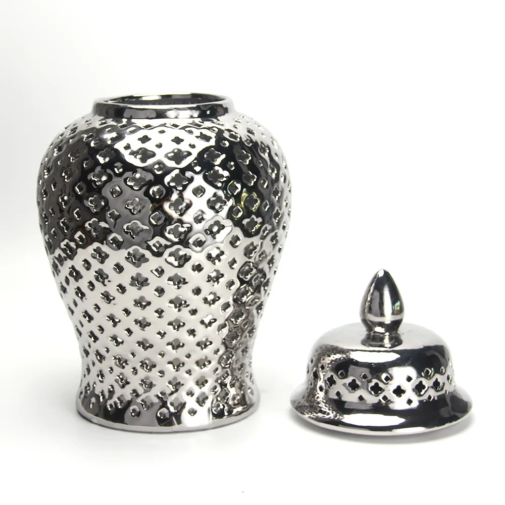 Pierced Gold Ceramic Vase Ginger Jar with Lid Hollow Out Storage Jar Bud Vase Carved Lattice Temple Jar for Room Home Decorative 5