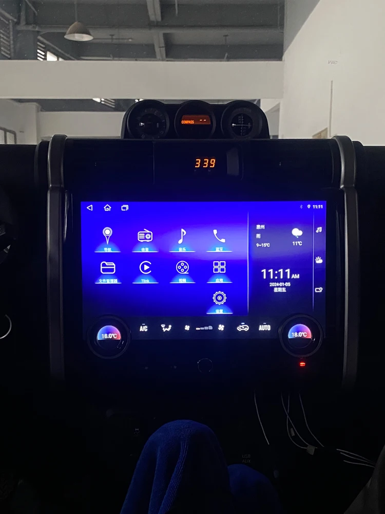 13 "qled android 13 Autoradio für Toyota FJ Cruiser J15 2013-2017 Carplay GPS Navigation Stereo RDS Bluetooth Multi mídia Player – Detail 3