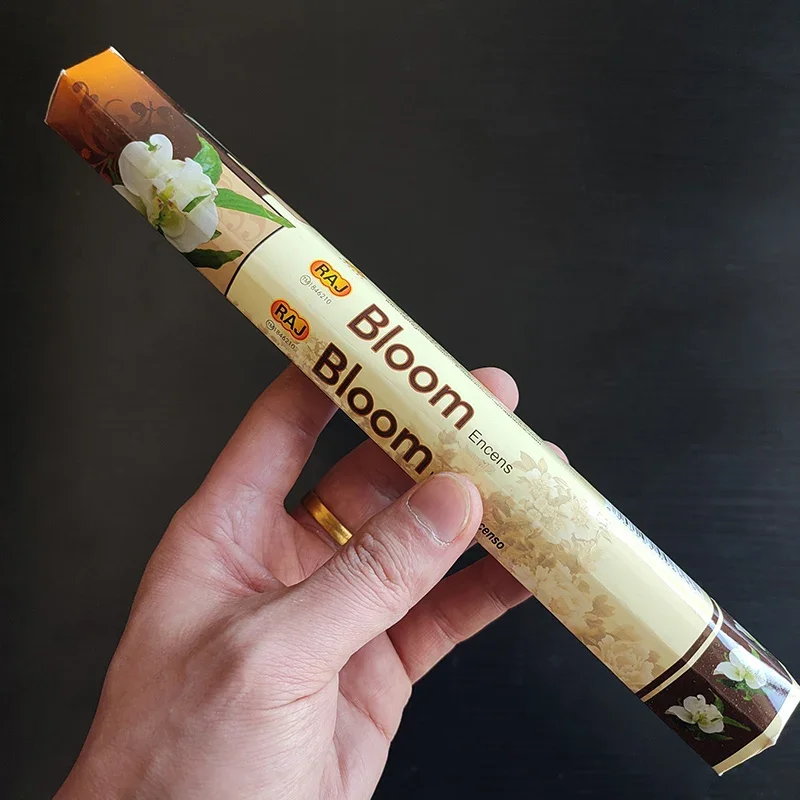 Premium Aromatherapy Incense Sticks with Lasting Fragrance - Sandalwood, Lavender, and Sage Essence