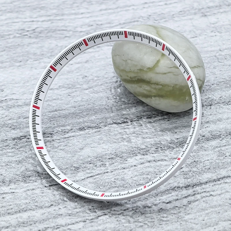Mod 30,5 mm x 27,3 mm Kapitelring passend für SKX007 SKX009 SRPD Uhrengehäuse Kunststoff-Innenring NH35 NH36 Uhrengehäuse Refit-Teile – Detail 2