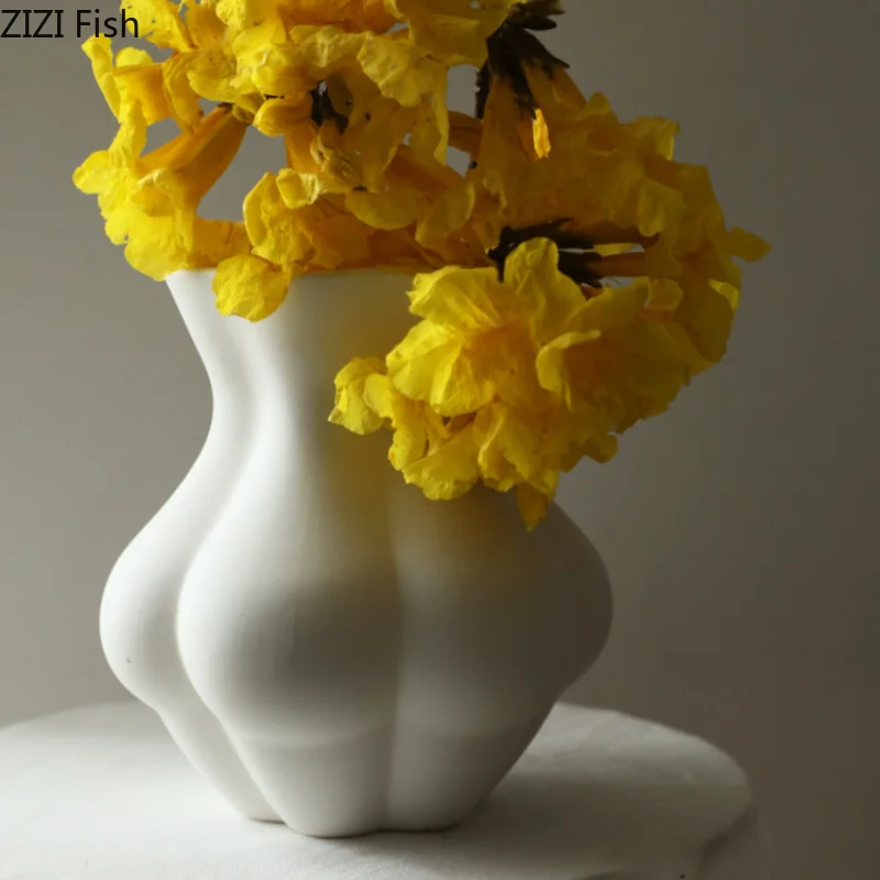 White Matte Ceramic Vase Human Body Ornaments Desktop Decorative Vases Flower Arrangement Dried Flower Vase Decoration Crafts 3