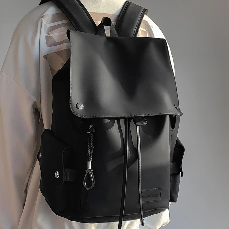 The Latest Men's and Women's Backpack Large-capacity Leisure Travel Bag Locomotive Large-capacity Large Cover Student Schoolbag