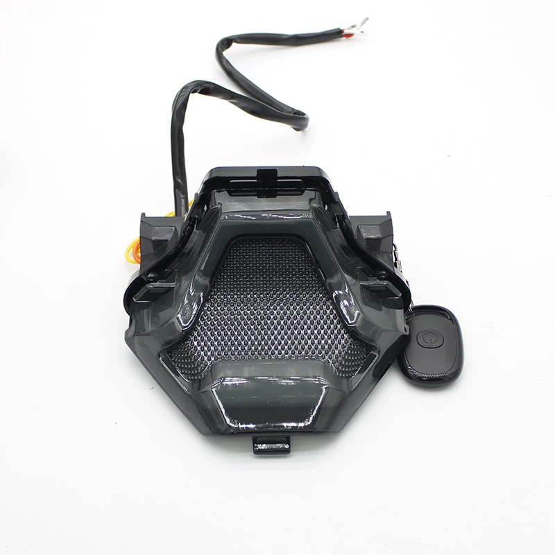 

RCB Motorcycle LED Taillight Brake Rear Turn Signal Indicator Lamp Tail Light For Yamaha YZF R3 R25 Y15ZR MT07 FZ07 LC150 MT-07