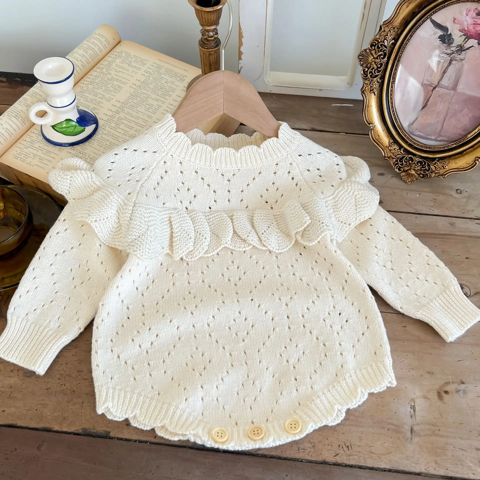 

2022 Autumn Baby Girls Sweater Infant Hollow Long-sleeved Cotton Yarn Jumpsuit Knitted Romper Girl Cotton Bodysuits