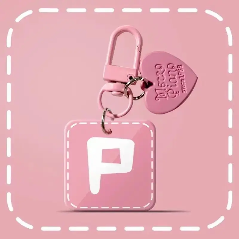 Pink Heart-Shaped Creative Pendant Keychain – Girly Handbag Accessory & Top Birthday Gift