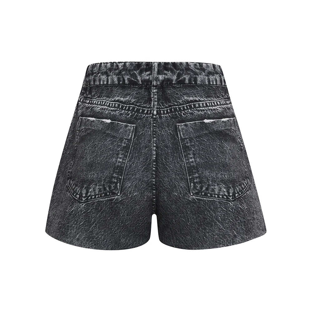 Рисунок 5 - Женские джинсы на пуговицах Cherry вторжение