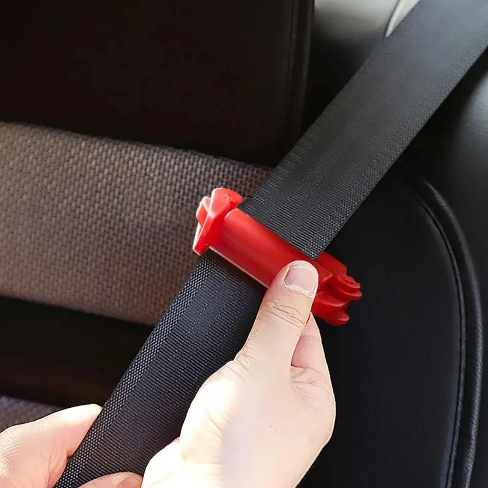 1pc Car Baby Safety Belt Seat Clip Slip-Resistant Children Safe Fitted Seat Belt Buckle Lock Fixed Non-Slip Strap Clamp Clip seat belt clip