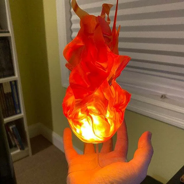 Halloween Floating Fireball Prop Glow In The Dark Decorazione Per Feste Di Halloween Forniture Simulazione Floating Flame Ball Prop