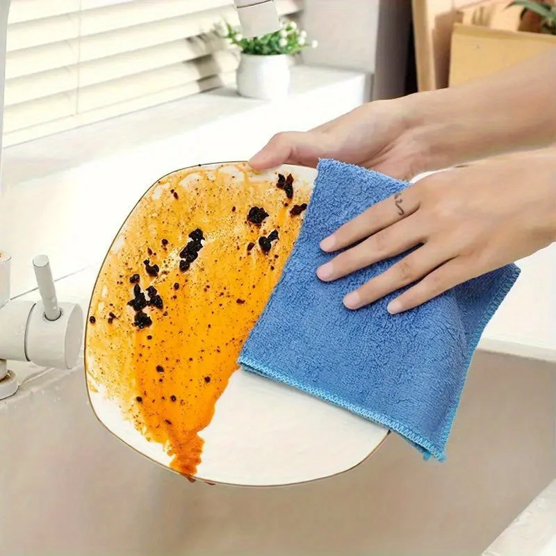 Durable Absorbent Microfiber Cleaning Towels – Pack of 3/10