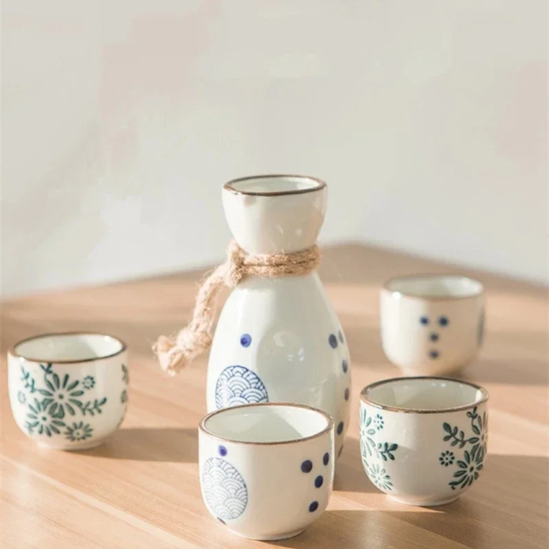 Vintage Japanese Sake 1 Pot 4 Cups Set Liquor Spirits Cups Ceramic Sake Wine Set Winebowl Small Ceramic Wine Glass