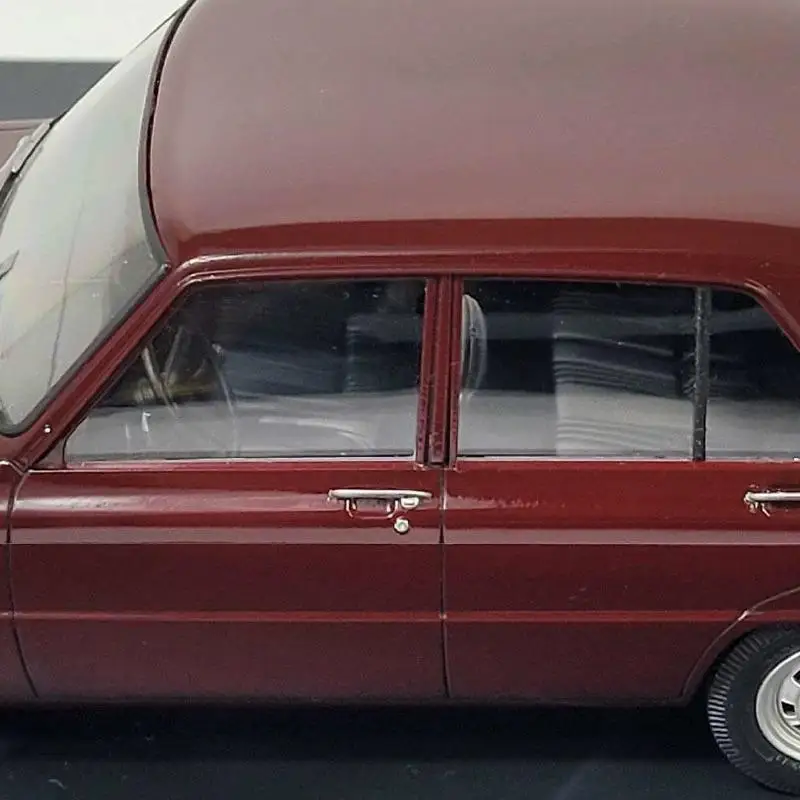 Voiture Kia Brisa|academy|15617|1:24 Maquette Char Promo 8809845380986