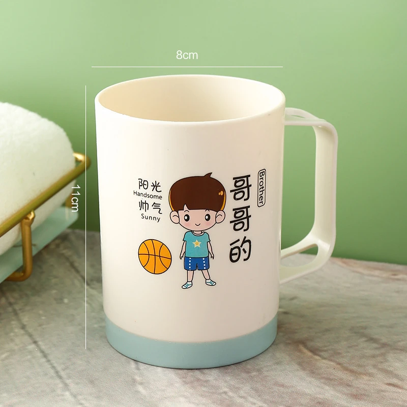 thumbnail image 1 of Juego de taza de dientes montada en la pared para uso familiar, estilo de dibujos animados creativo, engrosada y anticaídas, 1 of 5