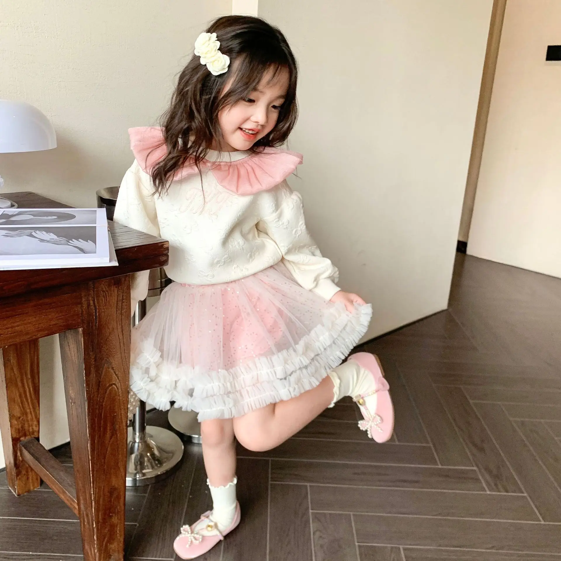 

Girls 2024 Spring Autumn White Top Pink Doll Neck Long Sleeved Sweet Sweetheart Hoodie Mesh Tutu Half Skirt Baby Casual Clothes