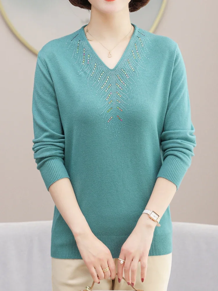 

High Quality V Neck Sweater Women Winter Korean Fashion Pullover Femme Women Clothing Causal Sweaters For Women