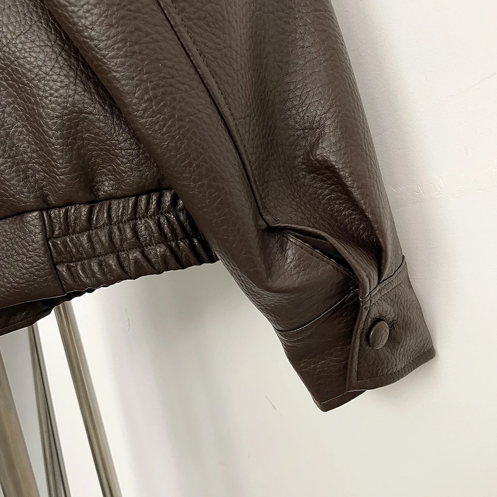 Lining detail