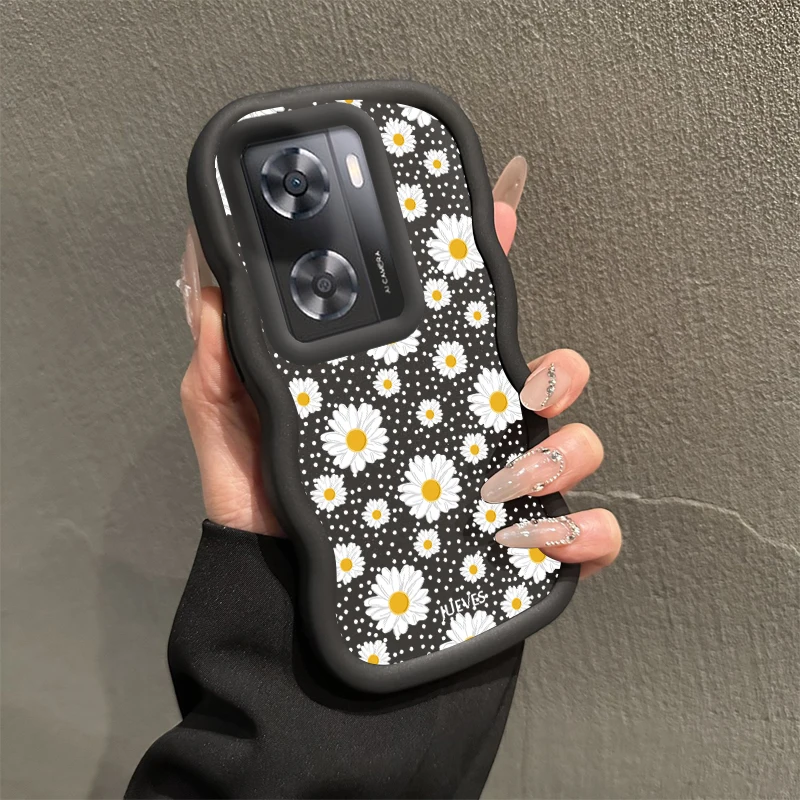 White Daisy Wavy Shape Silicone Phone Case
