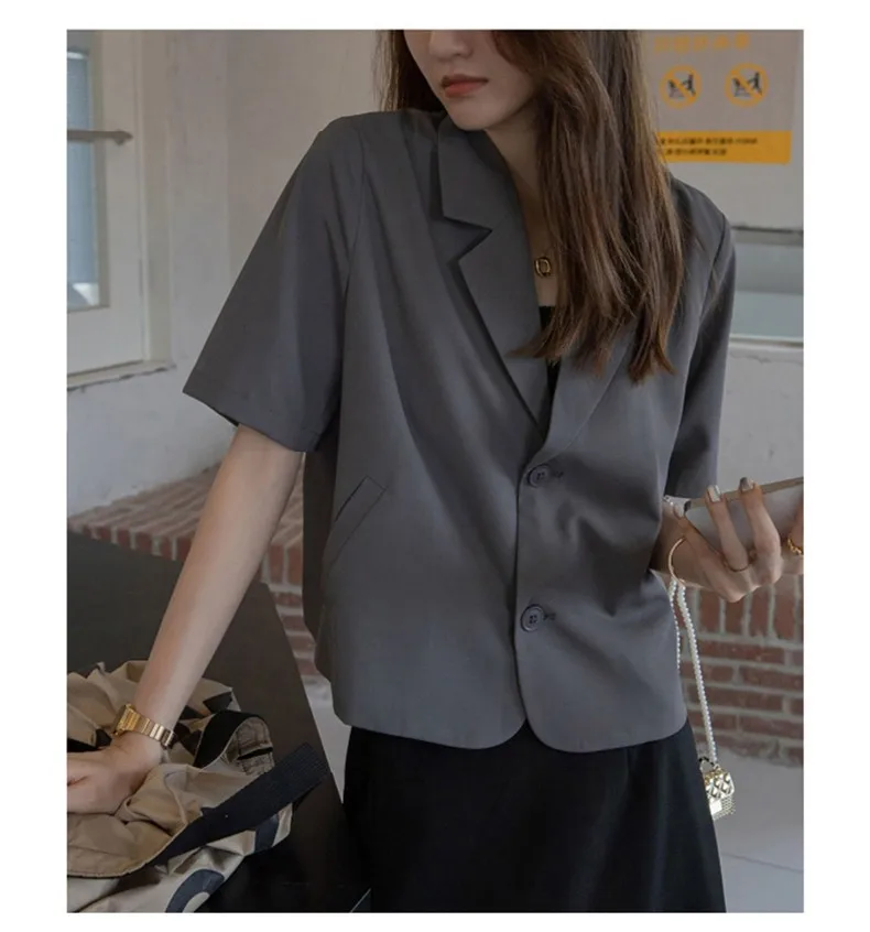 ★韓国の 人気 ★【EL】★GPT Stripe Box Jacket★2色★ 2023 Chic Korea Design Korea Style High Street Womens