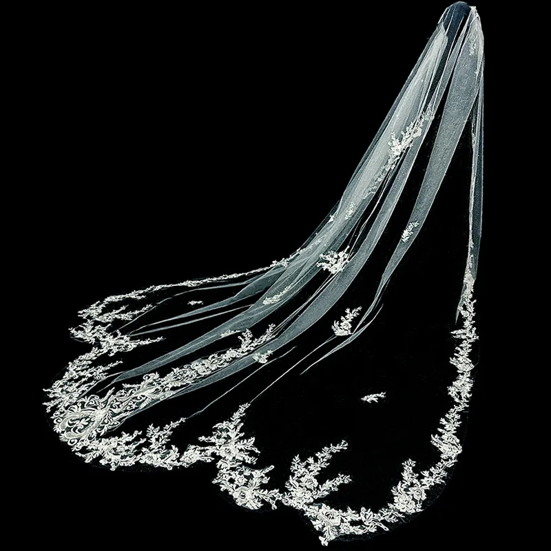 Glitter One Tier Wedding Veils with Comb Lace Appliques Edge Custom Made Wedding Accessories Pretty Bridal Veil Cathedral Length