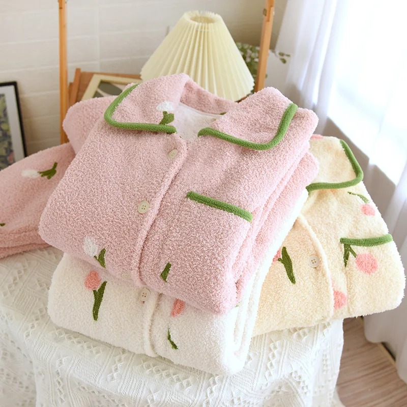 

Осенне-зимняя новая утепленная Фланелевая пижама с принтом тюльпана женская утепленная Коралловая плюшевая Домашняя одежда комплект с длинными рукавами брюки