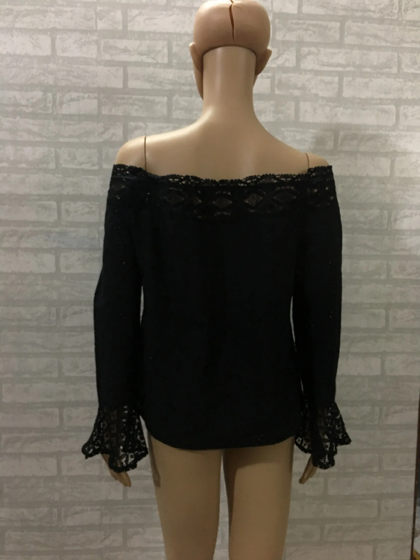 Off Shoulder Flare Sleeves Lace Top Tassel Lace Splice Top