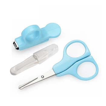 Il kit manicure e pedicure per bambini 3 in 1 include tagliaunghie, pinzette, forbici per bambini