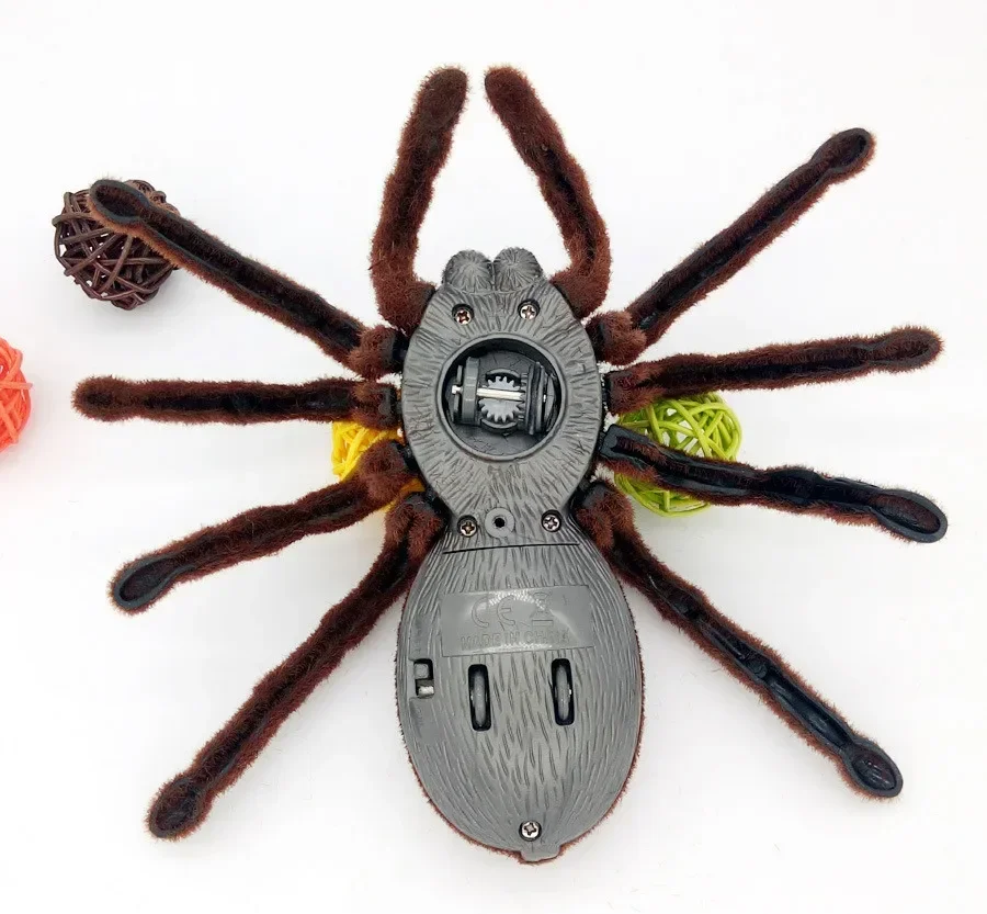 [Funny] Prank trick toy Infrared remote control flash spider animal toy Electronic pets RC simulation luminous tarantula model 4