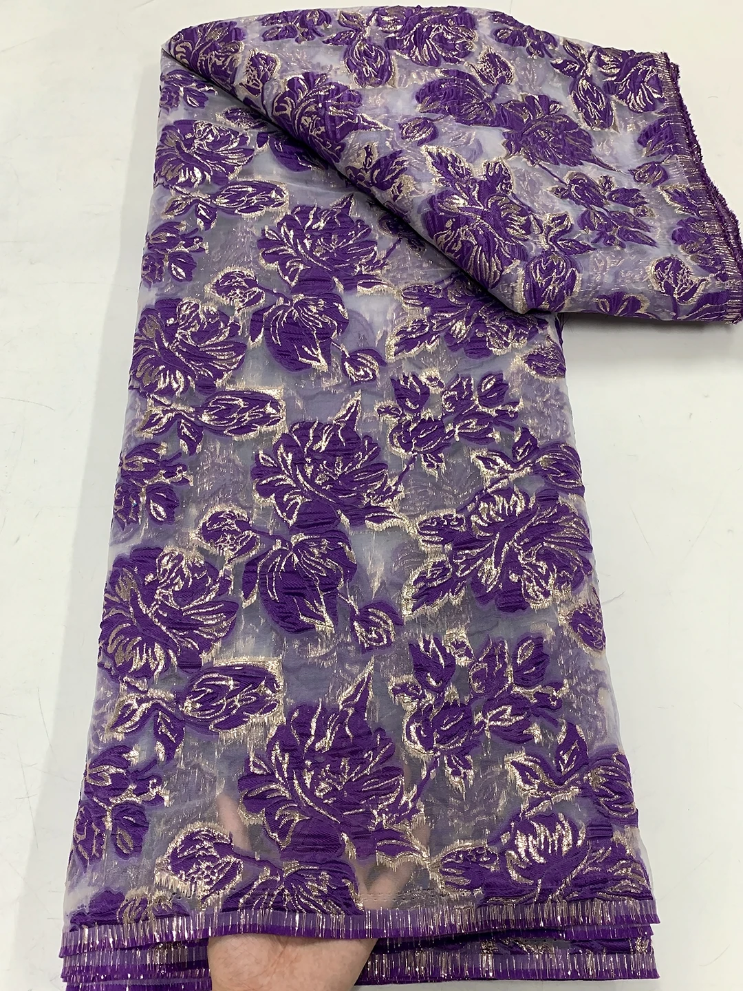 

Африканское парчовое жаккардовая Тюлевая кружевная ткань 2023, Высококачественная нигерийская позолоченная кружевная ткань из органзы для женщин, одежда для выпускного вечера, платья