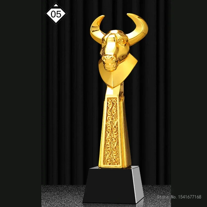 Customized Resin Trophy for Sports Souvenirs, Excellent Gold-Plated Souvenir Awards, Home Decoration Craft Cup, 28 cm, 30cm, 1Pc