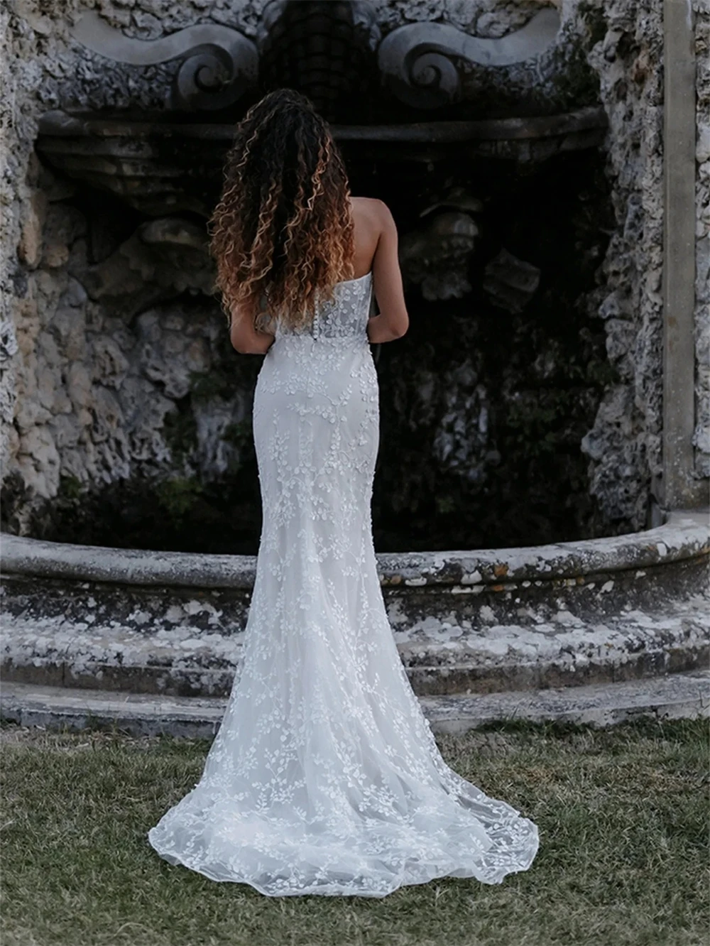 Рисунок 3 - Женское свадебное платье-Русалка It's yiiya
