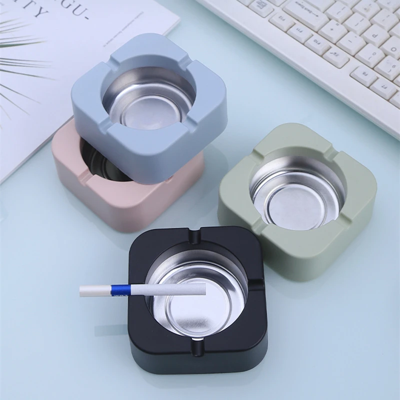 

Simple Nordic Style With Smooth Lines Plastic PP Ashtray