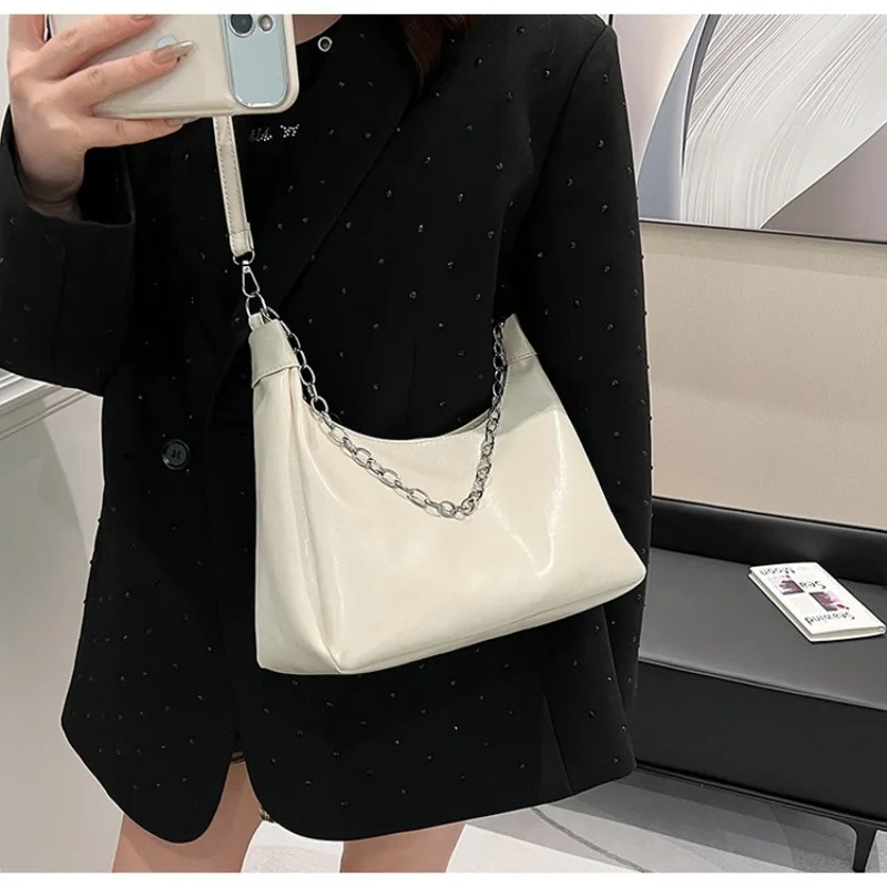 Retro Large Capacity Chain Bag 2024 New Fashion Soft Leather Shoulder Bag Simple Temperament for Women's Crossbody Bag