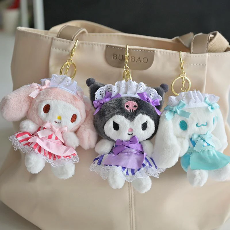 

Sanrio плюшевая игрушка горничная наряд Hello Kitty Kuromi Cinnamoroll Melody кулон Мягкая кукла брелок автомобильный брелок для ключей сумка Декор