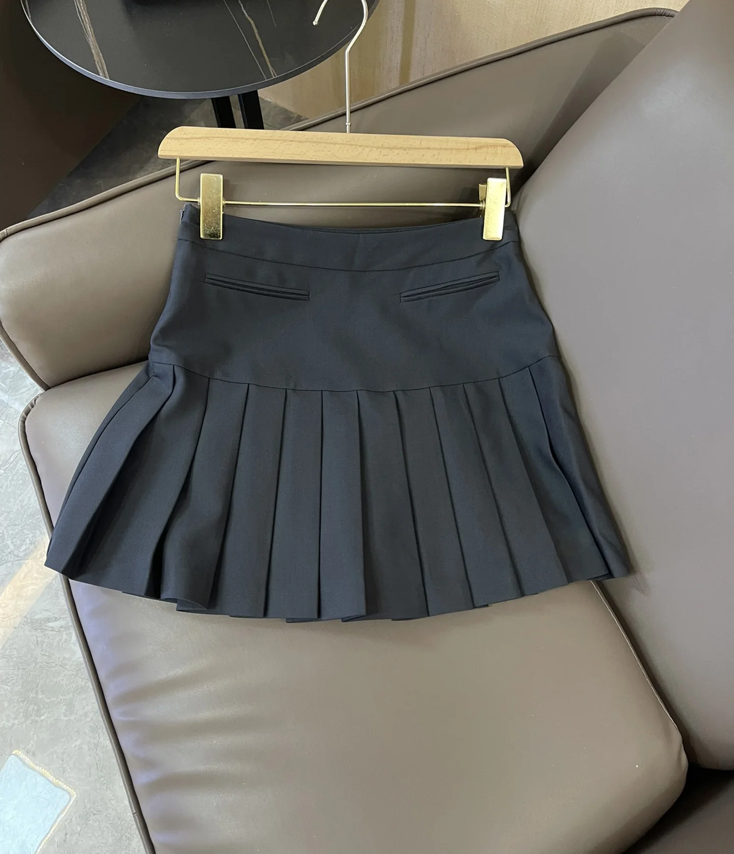 

2023 Super slim All match Pleated half skirt