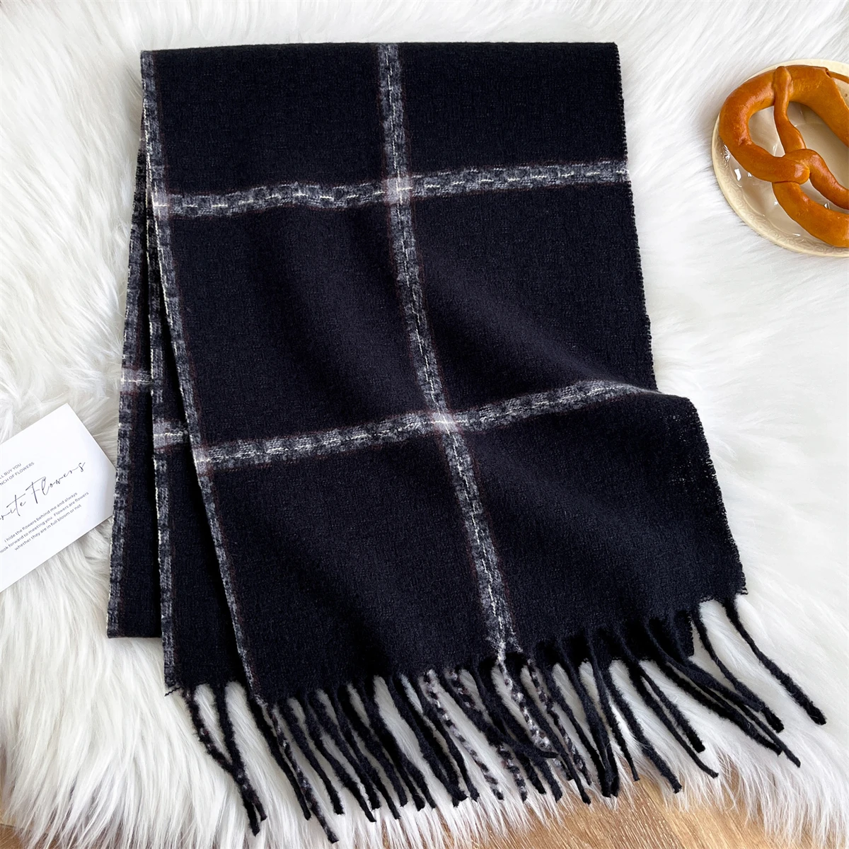 New Embossed Cashmere Women's Winter Scarf Warm Chunky Shawl Luxury Designer Tassels Pashmina Bufanda Lady Wrap Man Scarves